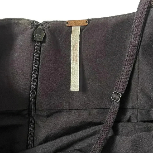 FREE PEOPLE In Love with this City Mesh Lace Overlay Midi Dress - Black - Size 6 - Picture 8 of 9